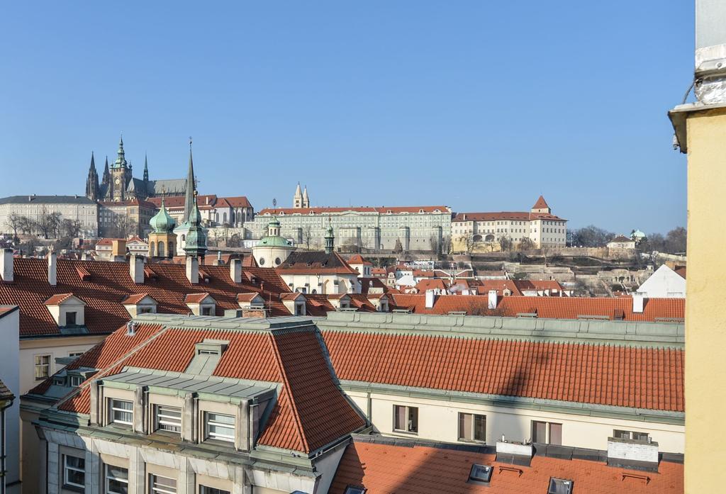 Amazing Charles Bridge Apartment Prague Exterior photo
